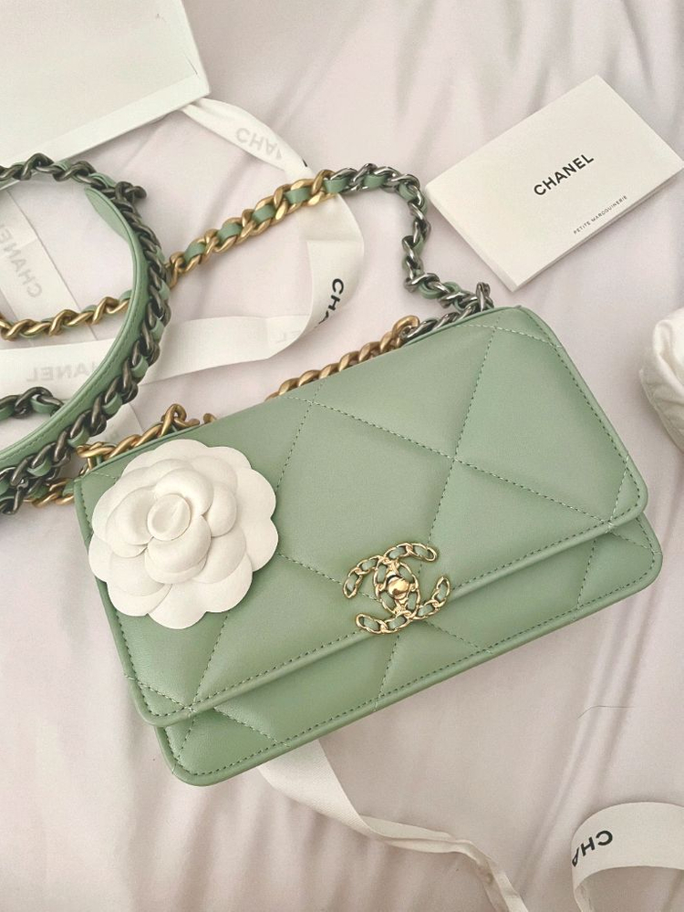 샤넬 본점 19 WOC 체인 지갑--2