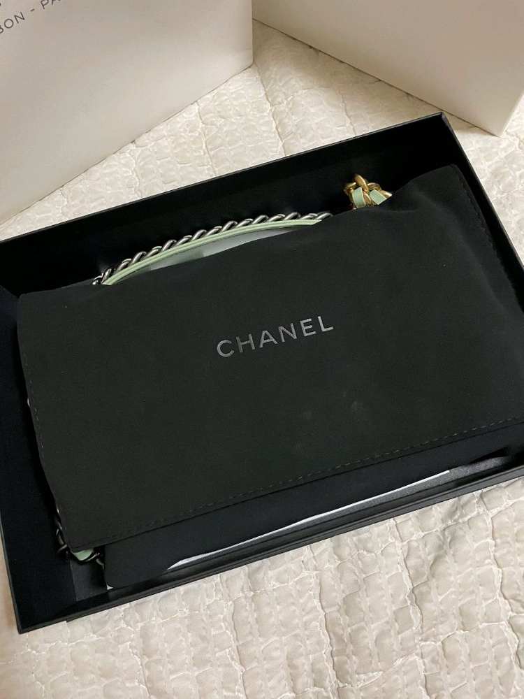 샤넬 본점 19 WOC 체인 지갑--8