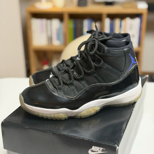 나이키 에어 조던 11 스페이스 잼 275