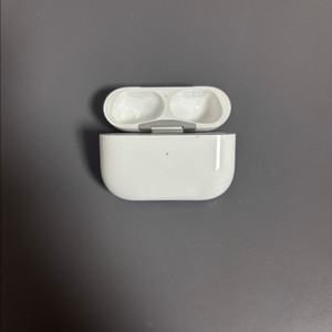 에어팟 프로2 본체 8핀 버전 이미지