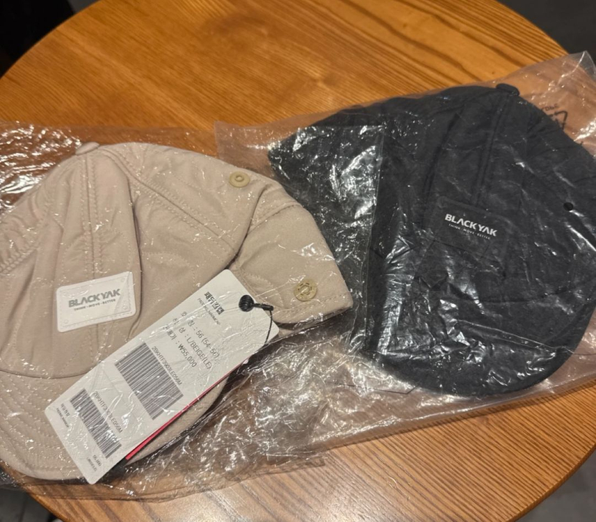 블랙야크 모자 이미지