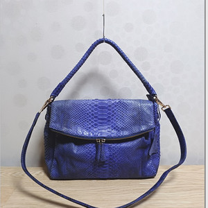 리얼 파이톤 숄더 겸 크로스백