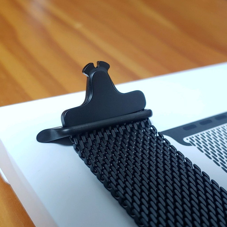 Apple 정품 2025 애플워치 티타늄 밀레니즈 루프 S 블랙--4