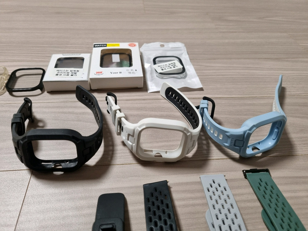 레드미워치4 블랙 풀박 + @ 판매합니다--6