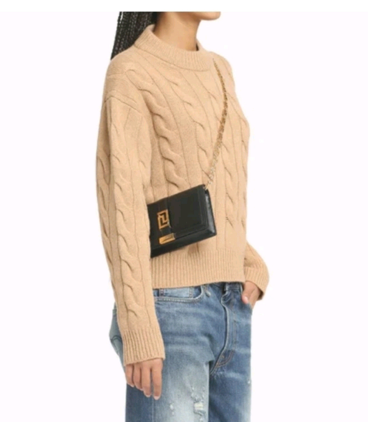 케이블 니트 스웨터--3