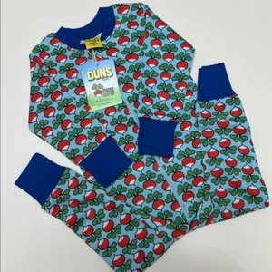 (새상품 택포) 던스 25FW 래디쉬 집업 수트 80 사이즈