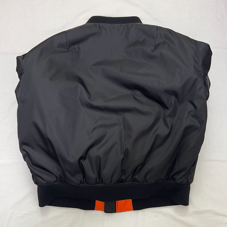 (우체국 택포가격) 프라다 리나일론 봄버 바머 재킷 자켓 블랙 XL--4