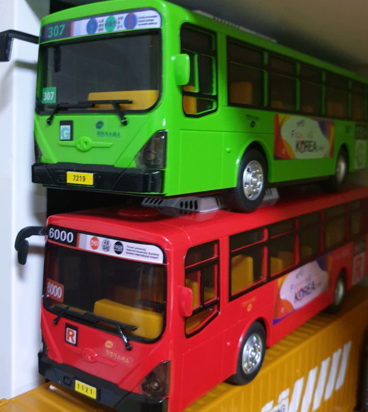 다이캐스트 CS75 PLUS 4세대 SUV. 버스2대--4