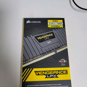 커세어 벤젠스 LPX DDR4 32GB 4000MHz 3램