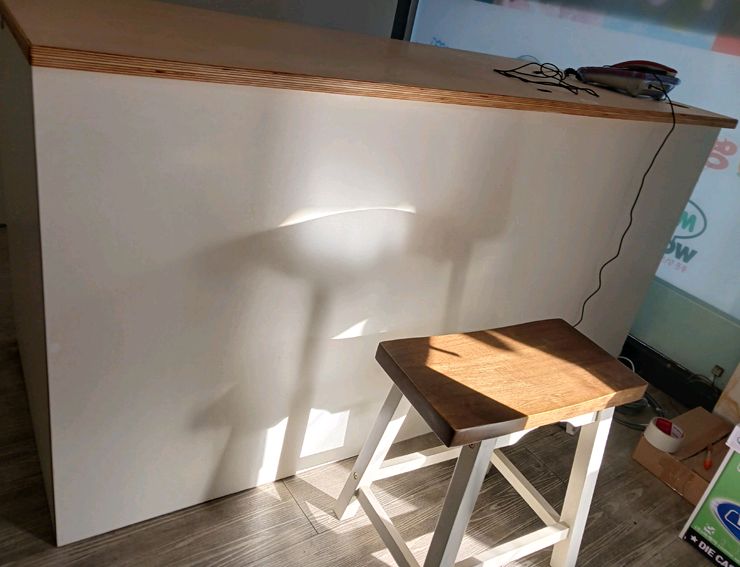 핸드메이드 자작나무 원목 상판 책상 판매 중구 대봉동(마트 계산대/편의점 계산대/음식점 계산대) 이미지
