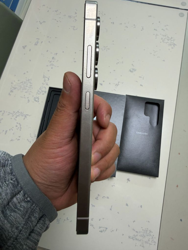 갤럭시 S25울트라 512 블랙 (박풀) 팝니다. S급 이미지