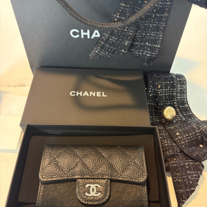 (새상품) 샤넬 클래식 똑딱이 카드지갑 은장