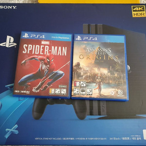 플스4 프로 1테라 + 무선 패드 + 충전 스텐드 + 게임 2종 세트 이미지