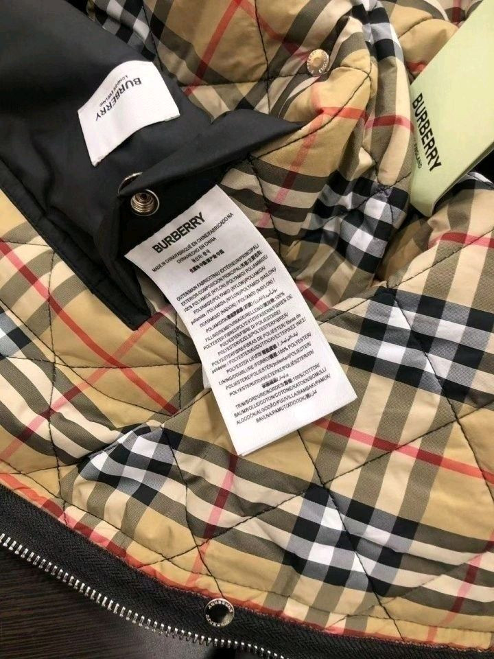 버버리 퀄팅 누빔 여성자켓--1