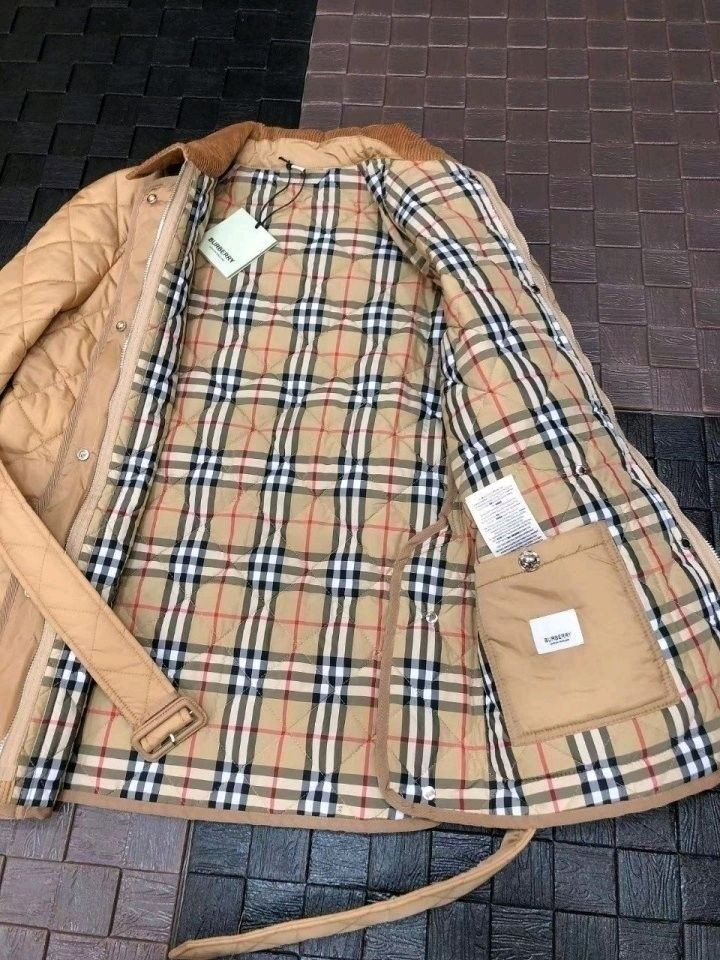 버버리 퀄팅 누빔 여성자켓--9