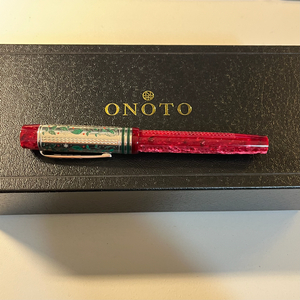 오노토 크리스마스 캐롤 2024 18k F닙 한정판 만년필