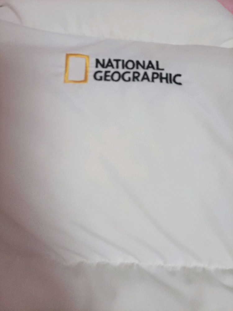 내셔널지오그래픽 오리털 숏패딩 판매합니다. 상태 양호하고, 핏도 예쁘게 떨어집니다. 문의 없으시면 바로 안전결제해주 이미지