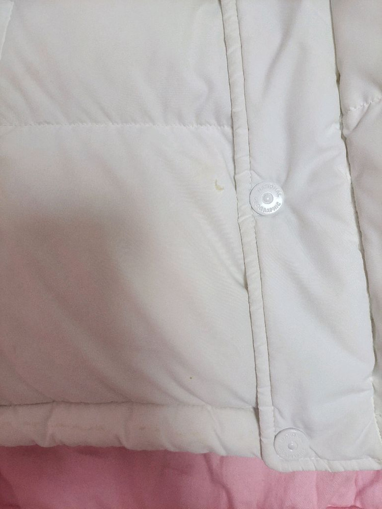 내셔널지오그래픽 오리털 숏패딩 판매합니다. 상태 양호하고, 핏도 예쁘게 떨어집니다. 문의 없으시면 바로 안전결제해주 이미지