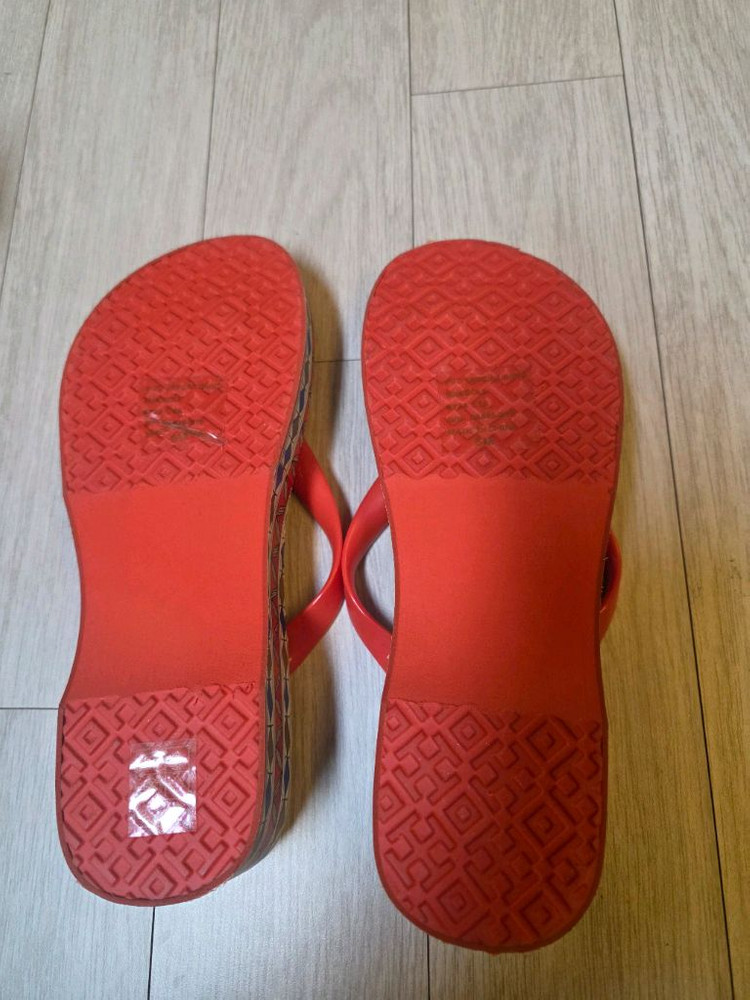 토리버치 플립플랍 슬리퍼 쪼리 이미지
