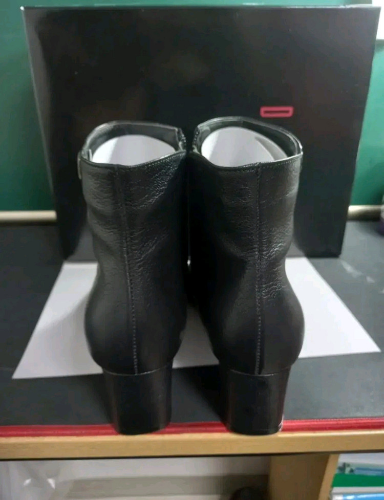 여성 닥스 통굽 원포인트 장식 앵클부츠 (240) DIB111 (새상품) 이미지