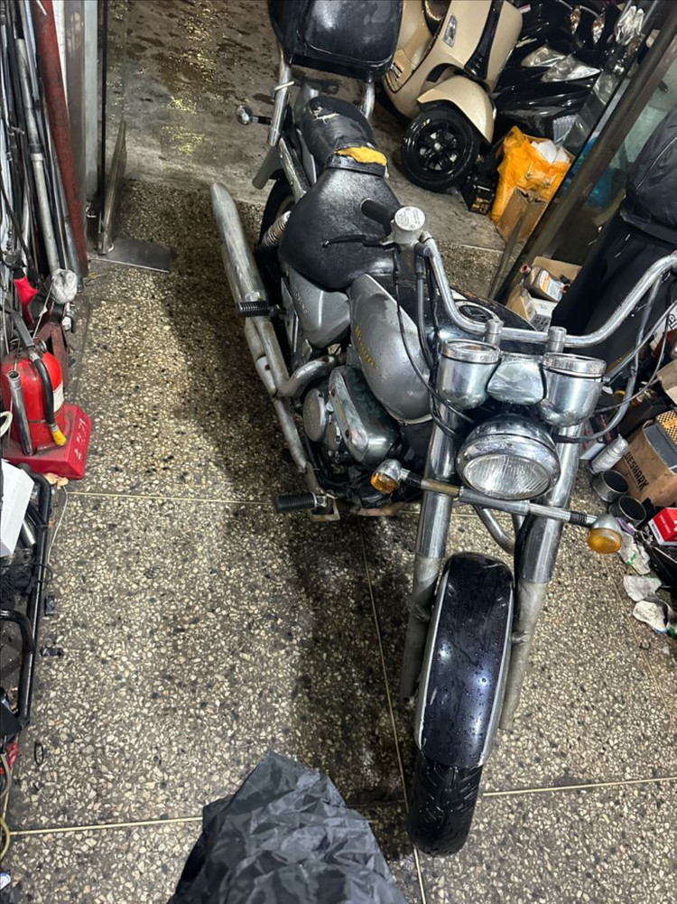 미라쥬 250cc 02년식 캬브 이미지