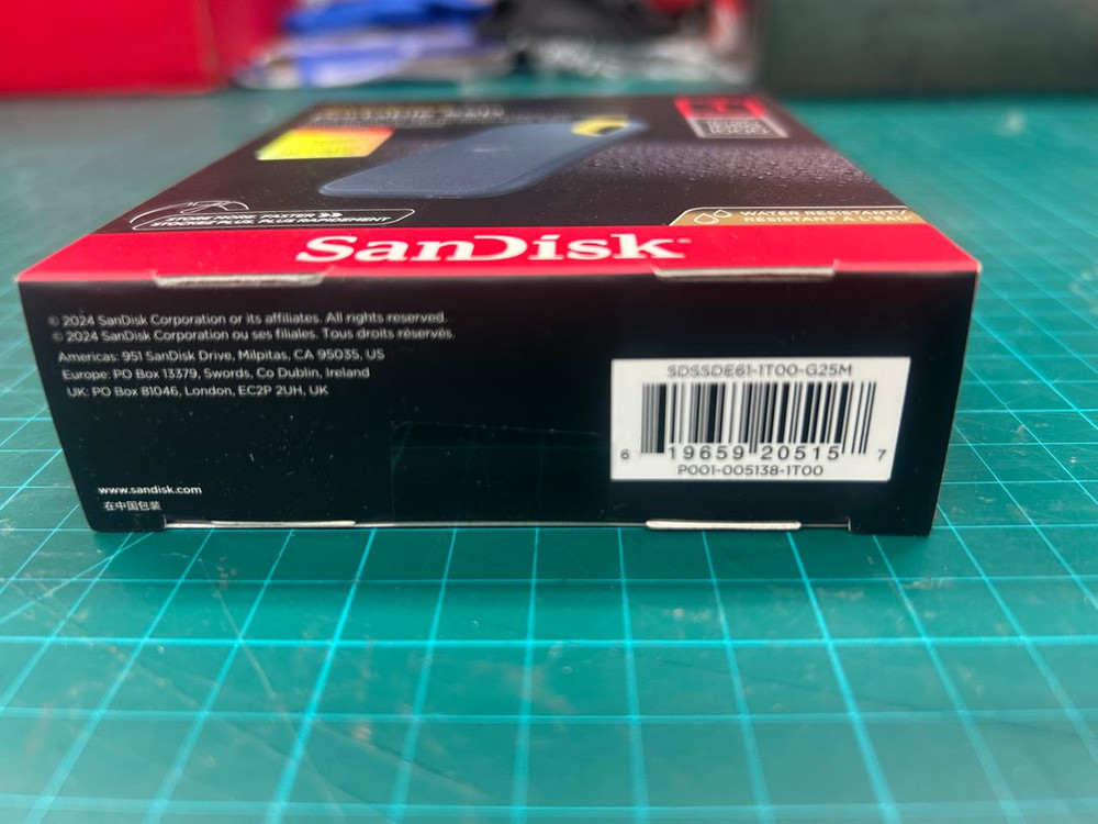 샌디스크 외장 SSD E61 1TB 몬터레이 미개봉 새상품--1