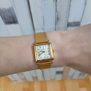 상태최상)로즈몽 시계 18만원 정가60만원대 사용감없음 작동중