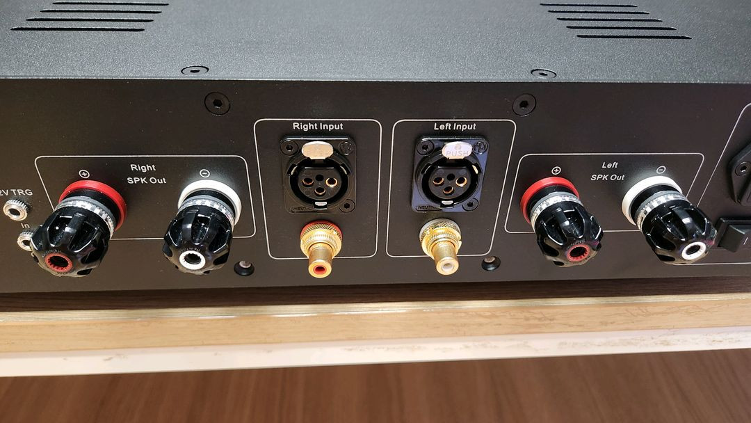 cymax 퓨리파이 아이겐탁트 파워앰프 6525sa--1