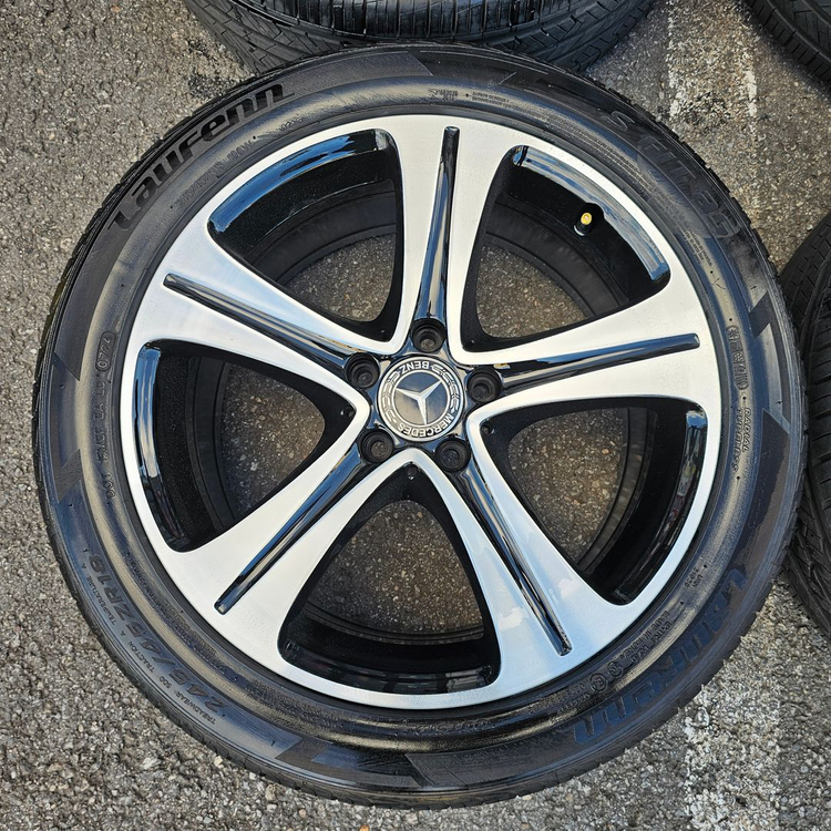 #벤츠 E클래스 W213 18인치 순정 휠타이어 팝니다.245 45 18--1