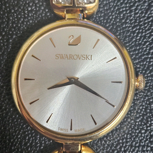 스와브로스키시계