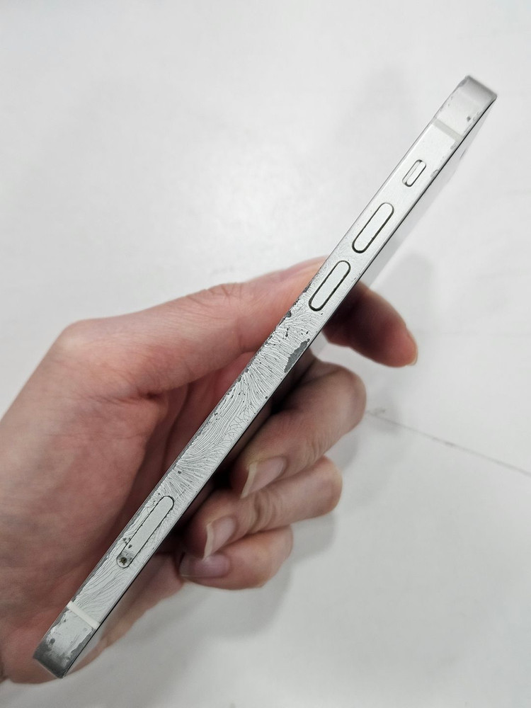 아이폰12 128GB 화이트 이미지