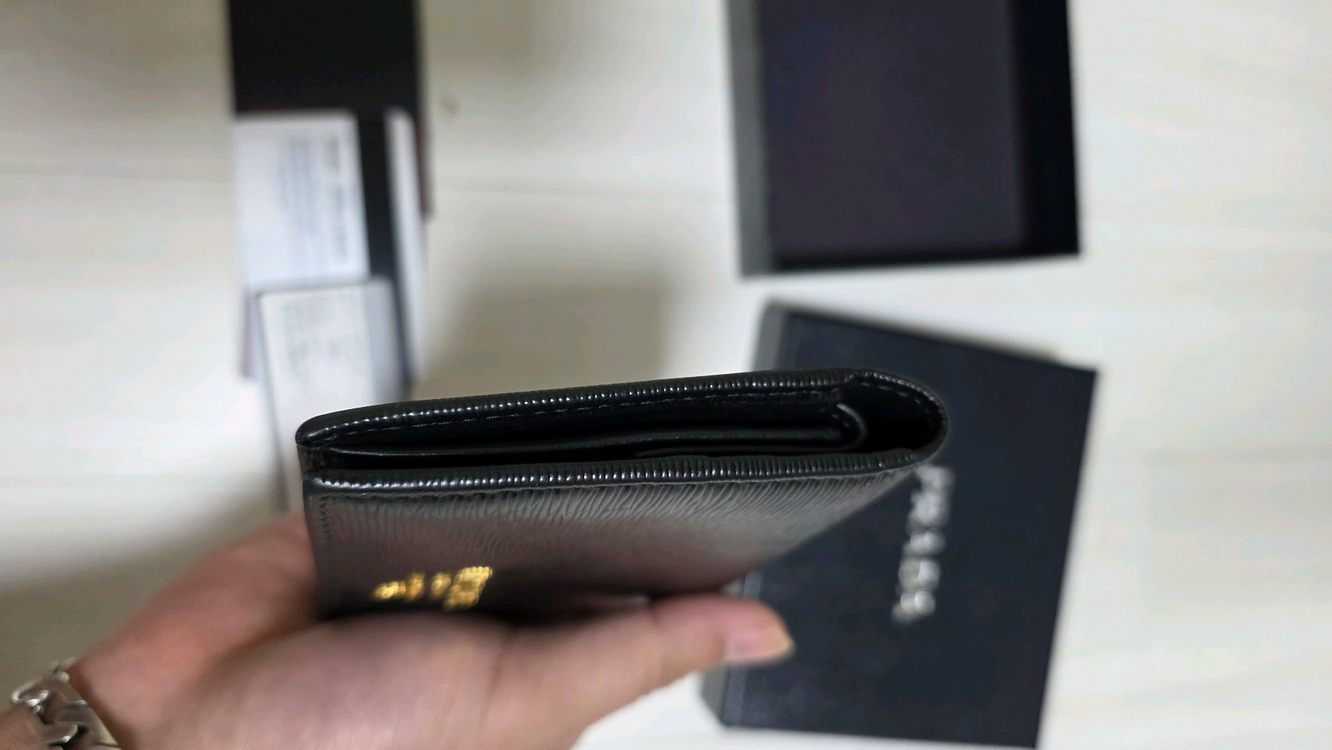 프라다 비텔로 블랙 반지갑--2