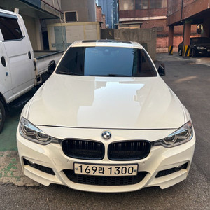 서울)17년 bmw 330i m스포츠팩 판매