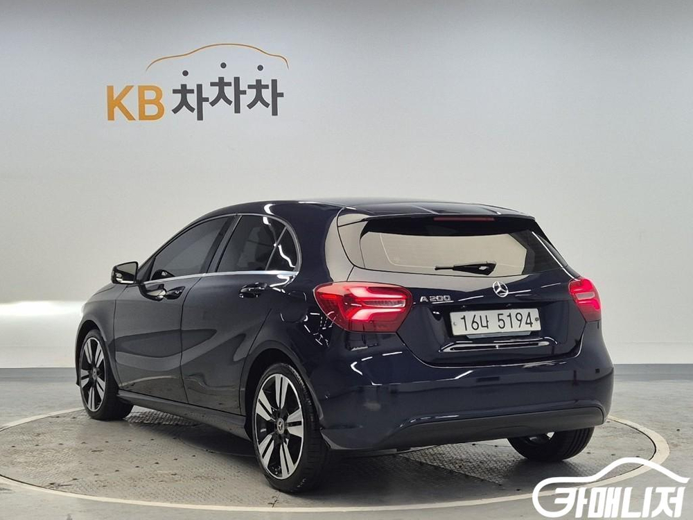[벤츠]A클래스 W176 A200 (5인승) #3월급매--2