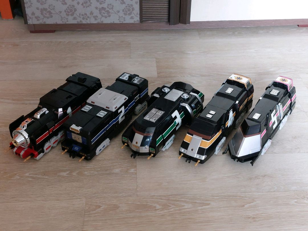 [구급전대 고고파이브]DX 그랜드 라이너를 판매합니다.--1