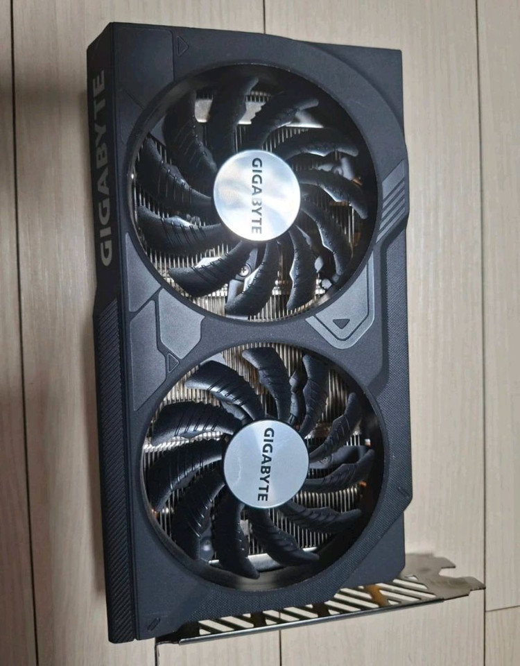 기가바이트 RTX 4060 WINDFORCE OC 8G 이미지