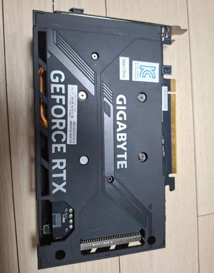 기가바이트 RTX 4060 WINDFORCE OC 8G 이미지