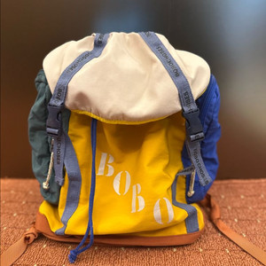 보보쇼즈 칼라 블럭 백팩 이미지
