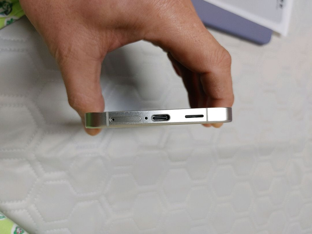 새폰급 ㅡ 갤럭시 S24 플러스 256GB + 케이스,액정필름--7