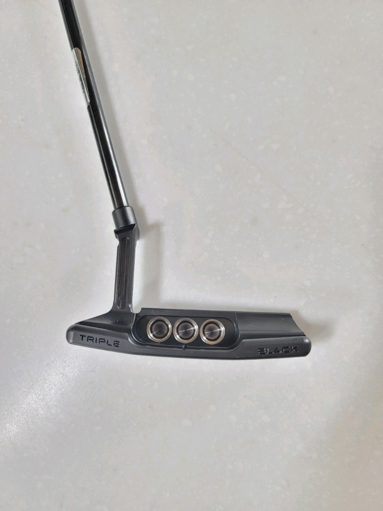 스카티카메론 TRIPLE BLACK 퍼터 한정판 트리플블랙 33인치 A급 이미지