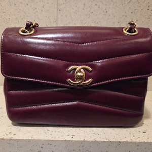 샤넬 쉐브론 플랩백