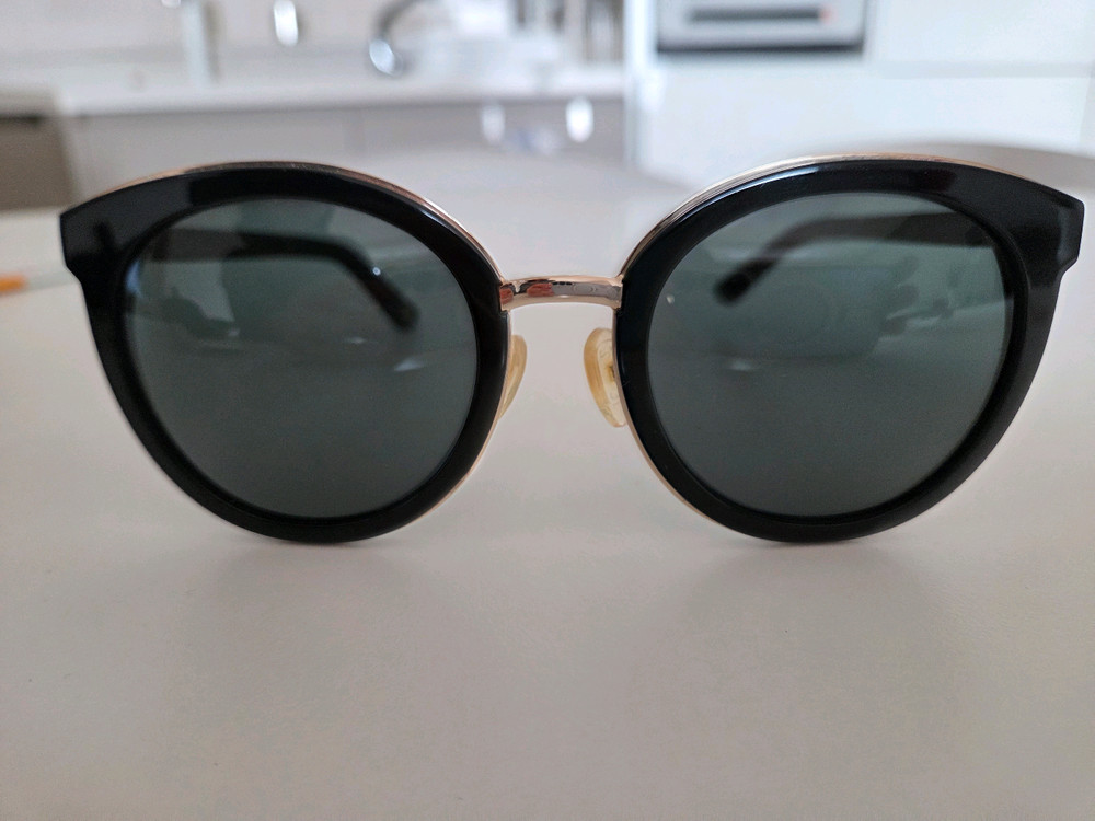 카린 엘리아 선글라스--1