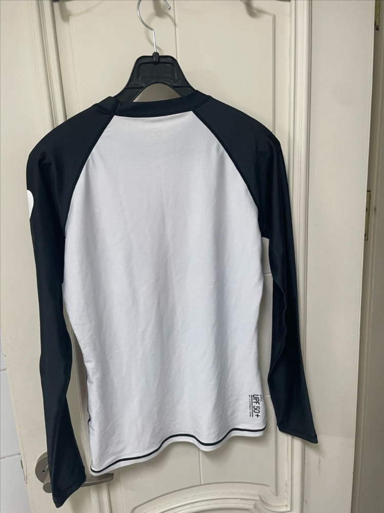 베럴 래쉬가드(1번착용)--4