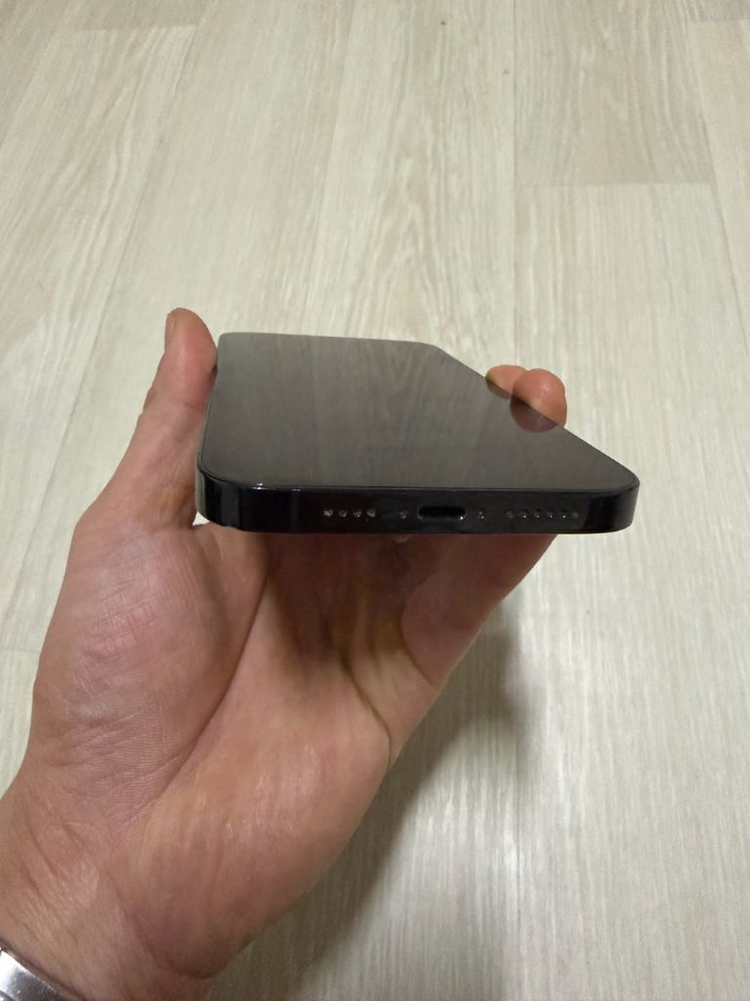 아이폰 14프로맥스 256기가 팝니다--7