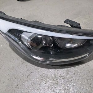 뉴 투싼IX 조수석 면발광 라이트 전조등