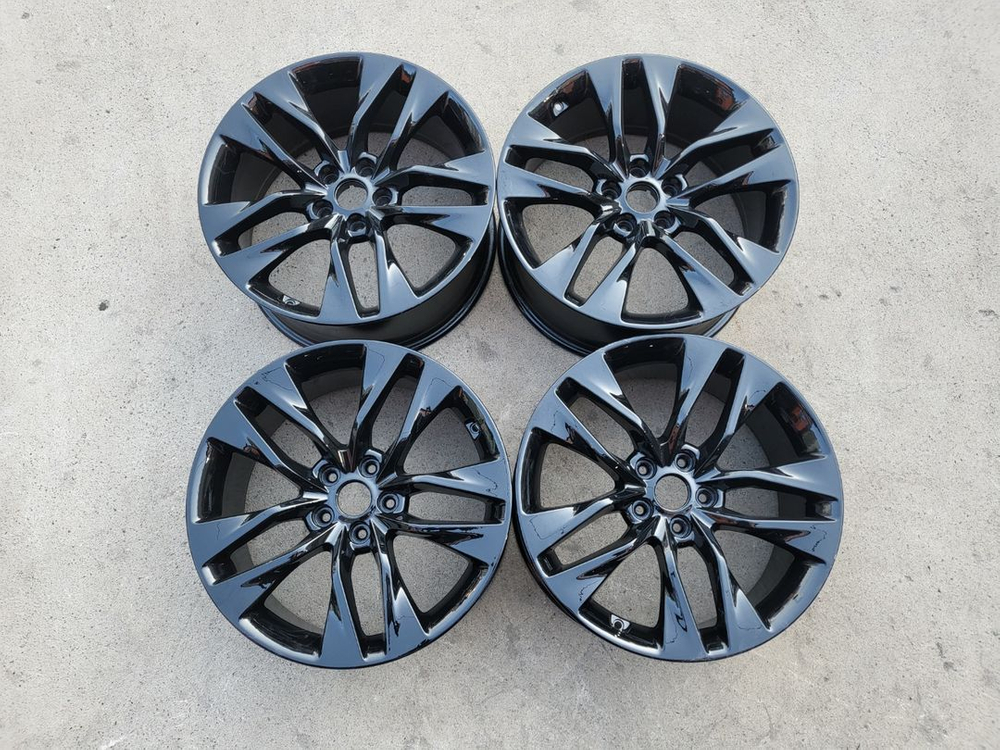 더뉴 제네시스쿠페 19인치 퍼포먼스 순정휠 중고휠 블랙휠 팝니다 이미지