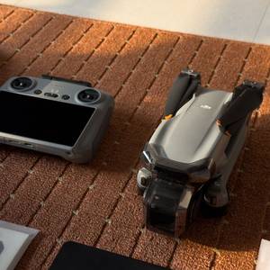 DJI 에어 3s 플라이모어 콤보 리퍼브 유닛 판매합니다