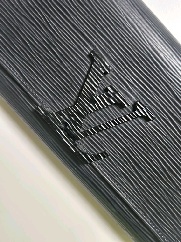 루이비통 에삐 장지갑--5