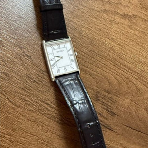 세이코 세르띠에 판매합니다.