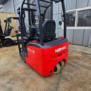 2014년식 최신형 니찌유 좌식 삼륜 1톤 전동지게차 3M 좁은곳OK 550만